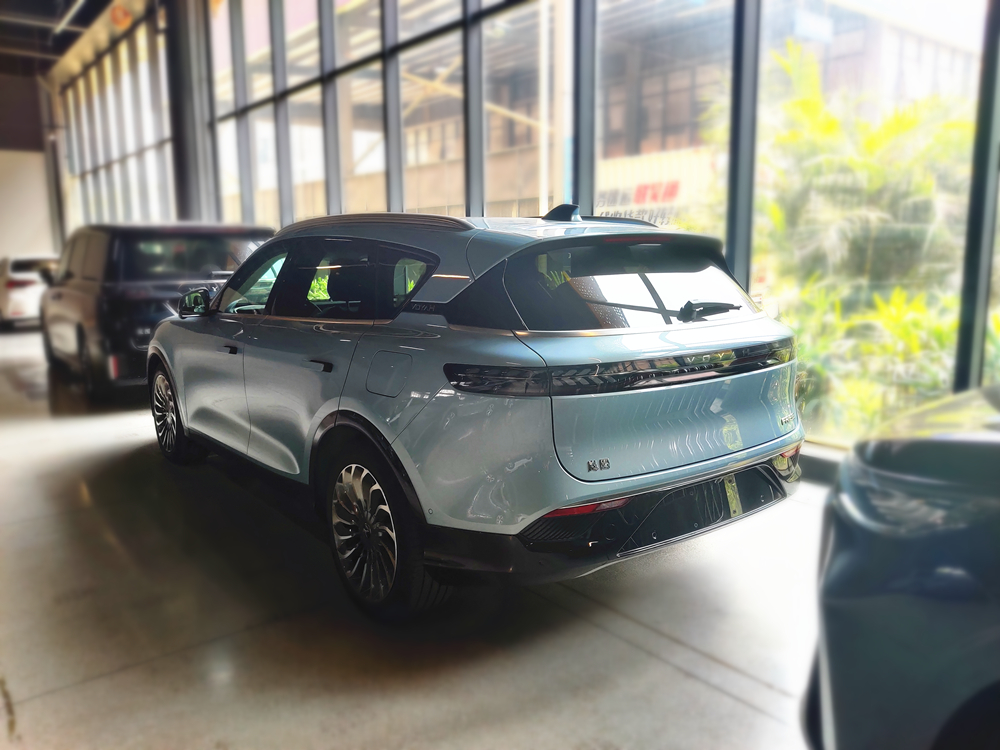 Voyah Electric Car - Free2