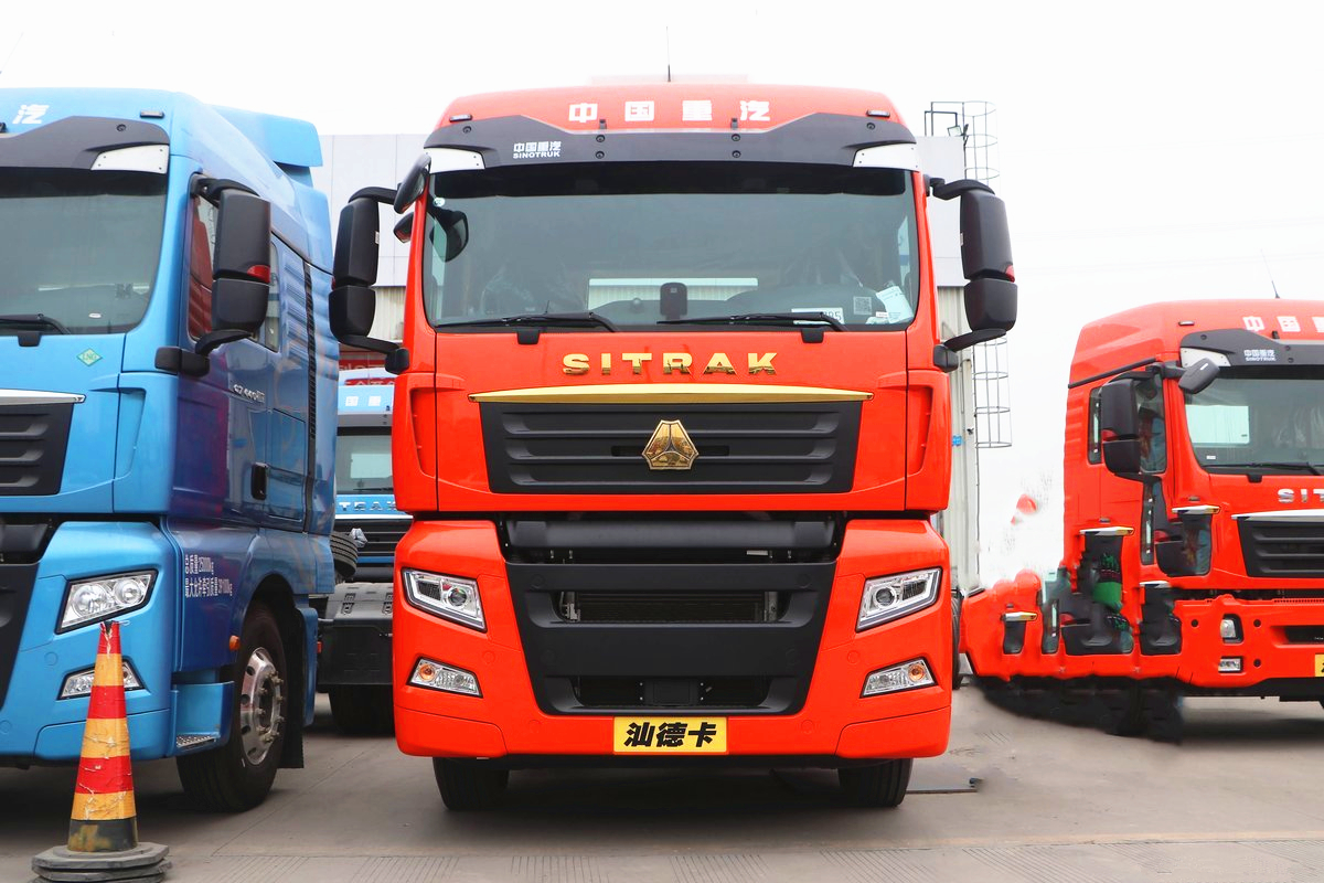 SITRAK CH7 Tractor 2
