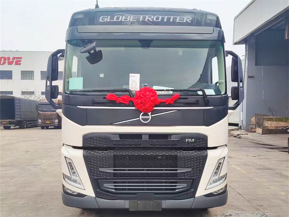 Volvo Tractor - FM500 64T D