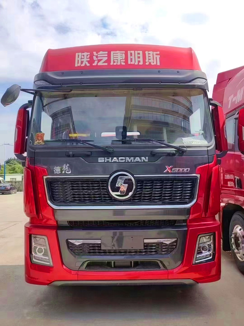 SHACMAN Tractor - X5000